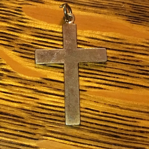 Beautiful vintage Cross Etched/Engraved Pendant 🌺 - Picture 8 of 13